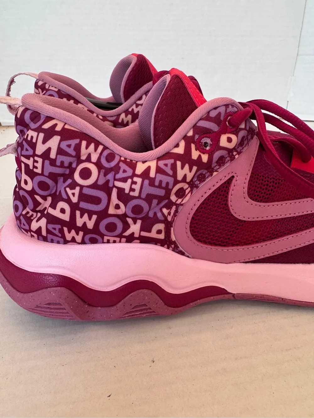 Nike Giannis Immortality 3 Mens Size 11 Pink Athletic Basketball Shoes Sneakers